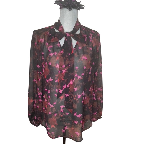 CAbi Style #3860 Candlelight Floral Sheer Long Sleeve Elastic Cuff Blouse Sz XS - Picture 2 of 12